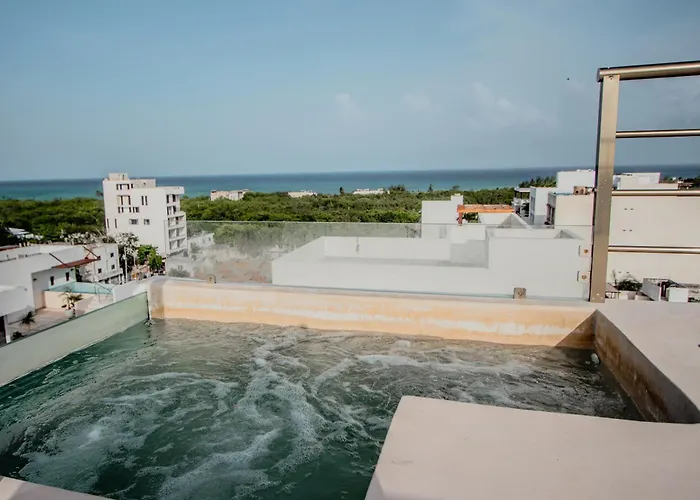 Itzamna Luxury Condos Whit Ocean Viewpool