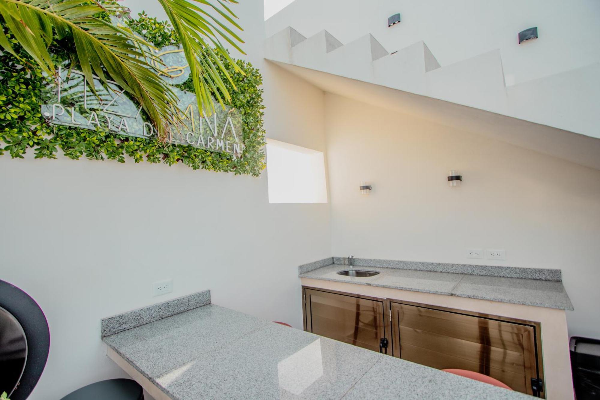 Itzamna Luxury Whit Ocean Viewpool