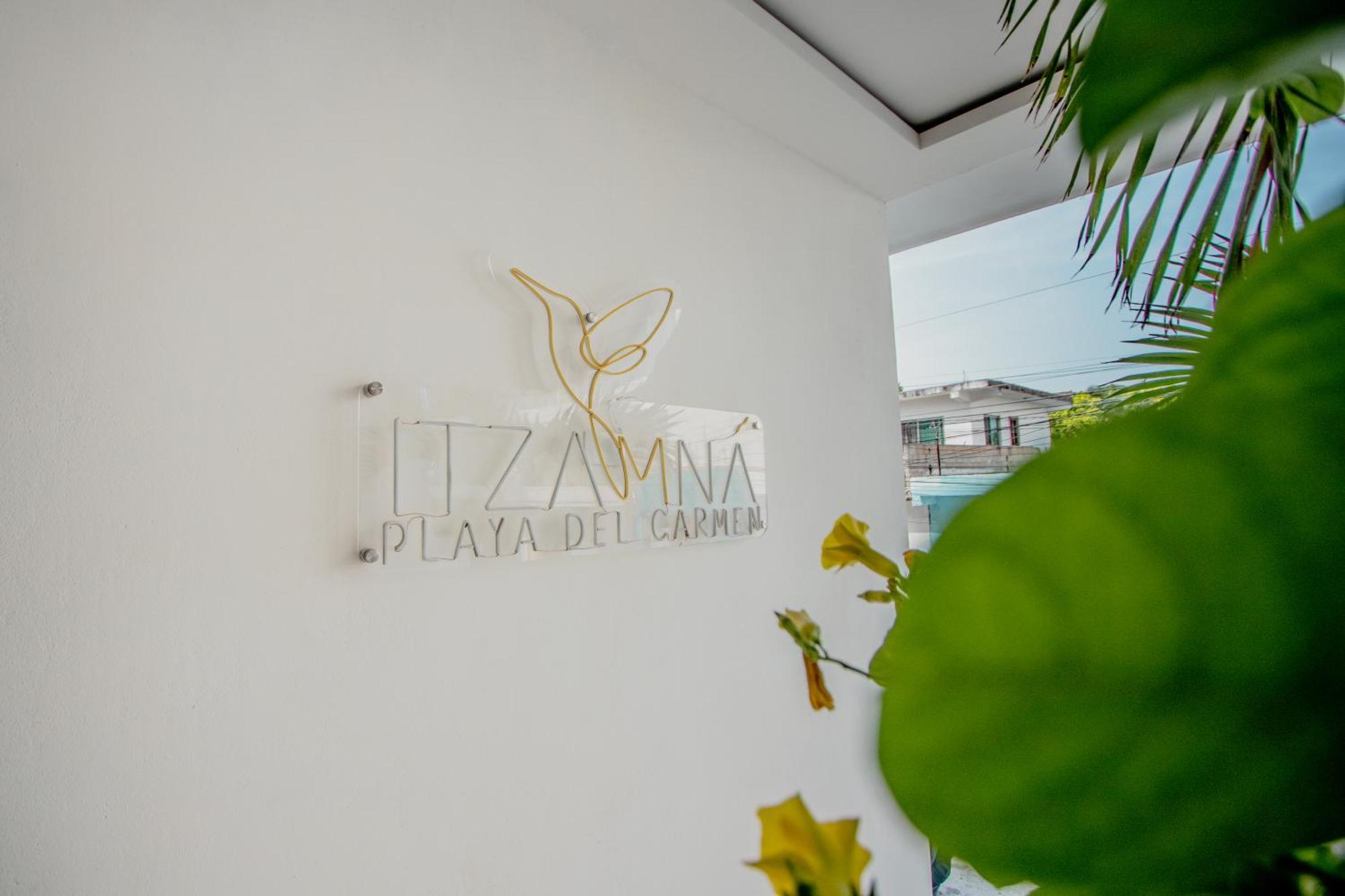 Itzamna Luxury Whit Ocean Viewpool Apartamento