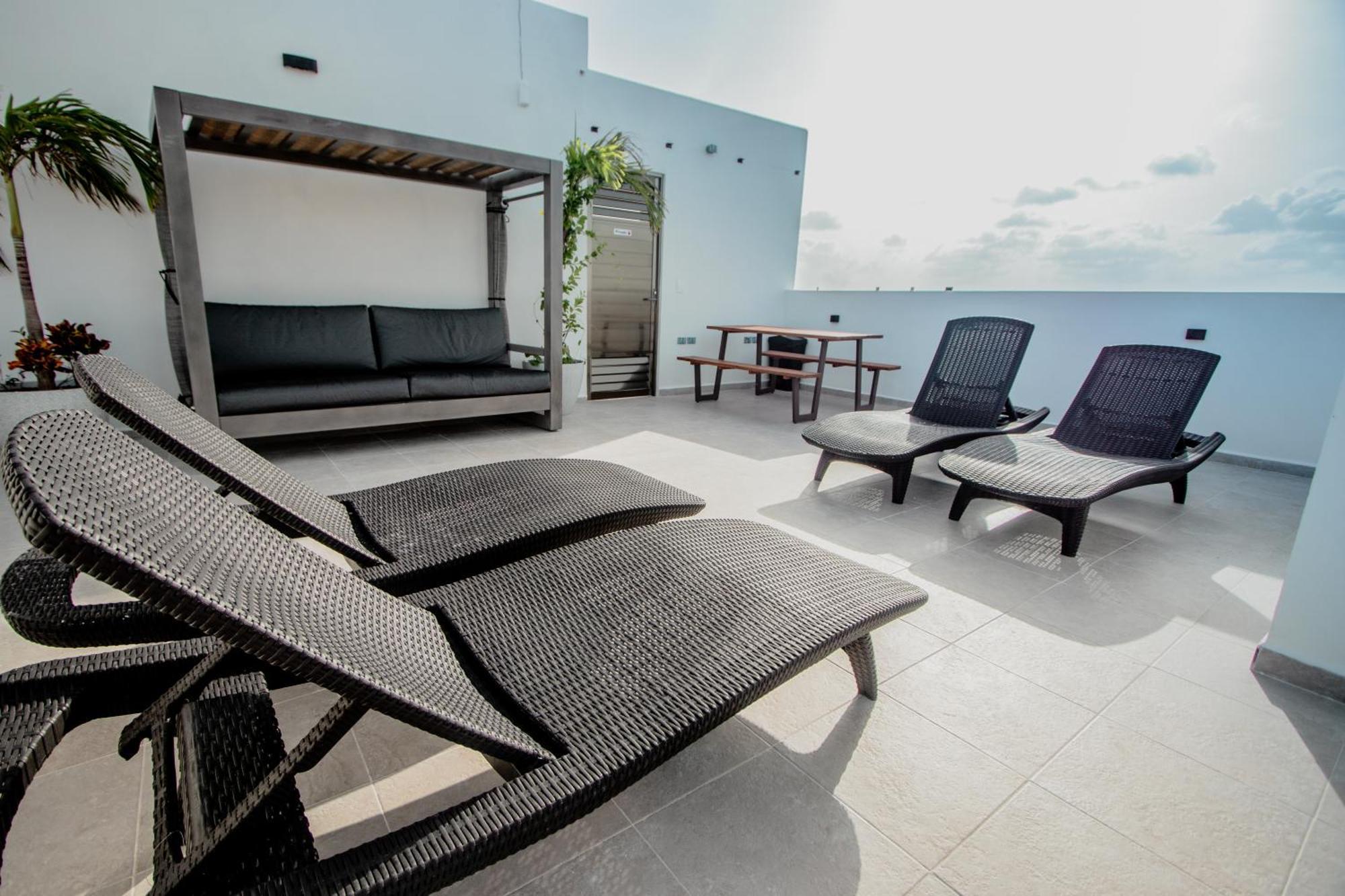 Itzamna Luxury Whit Ocean Viewpool